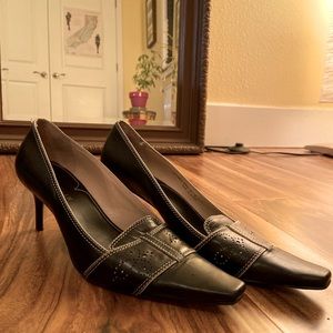 cole haan vintage classics - size 8B